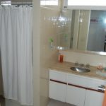 Bouchard 305 7B – Baño Ppal