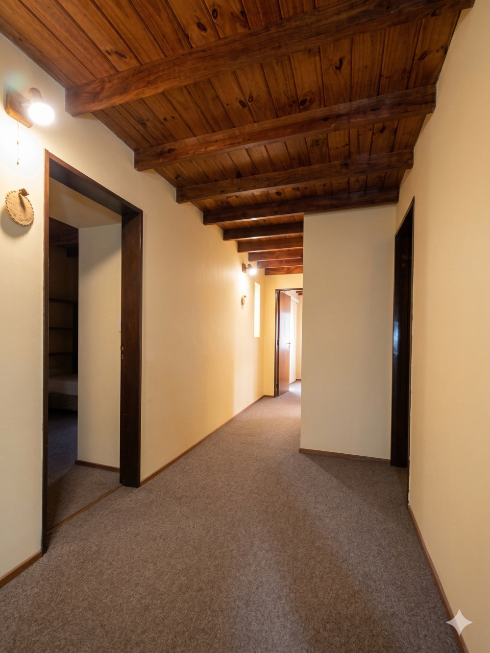 Hall Planta Alta